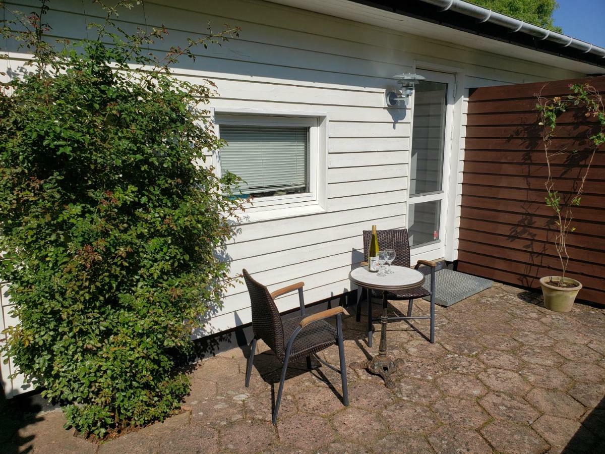 Mini-Apartment In The Flowerbed Søborg Buitenkant foto